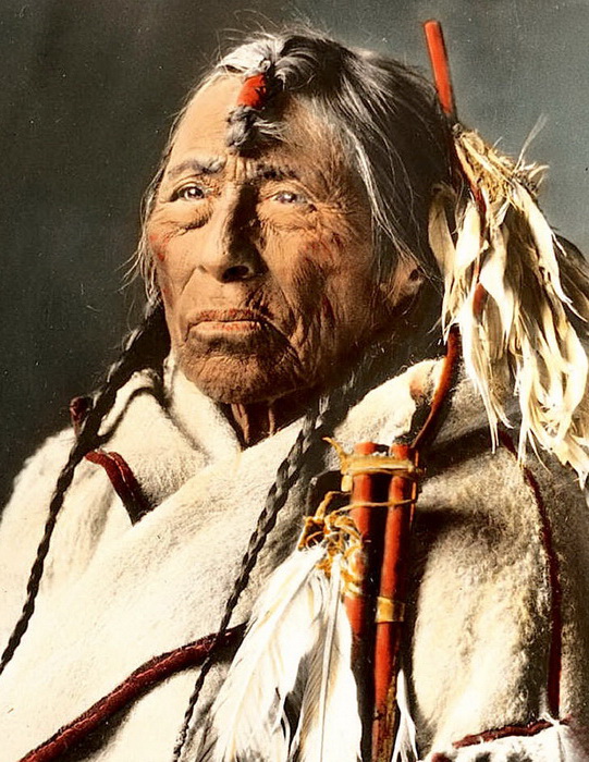 Житель племени сиксика, Монтана, начало 1900-х, фотограф Уолтер Макклинток
