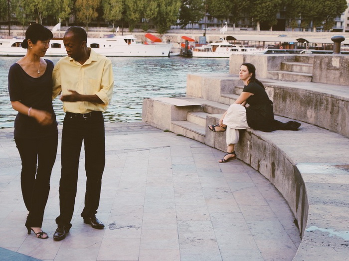 Танго на берегу Сены в Париже