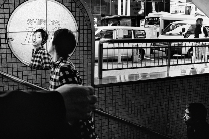 Уличные фотографии Токио от Tatsuo Suzuki