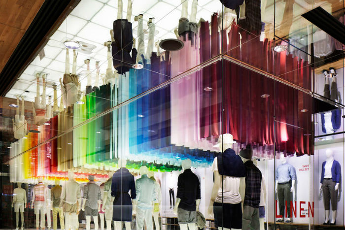 Colorful wind («Красочный ветер») - любопытная инсталляция в одном из токийских магазинов
