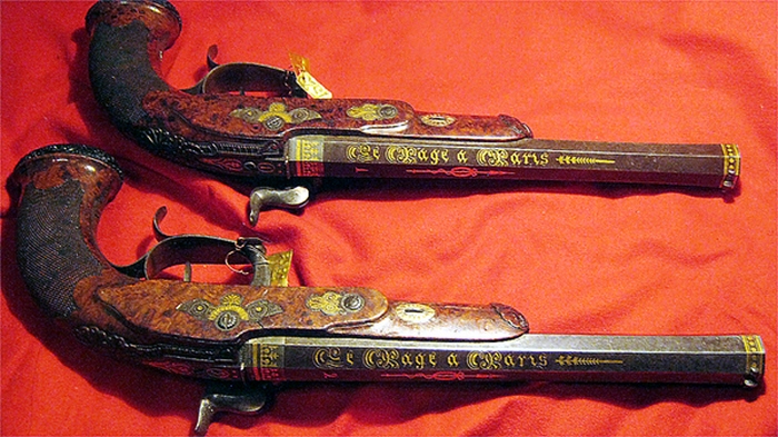 Сотрудники Львовского исторического музея не исключают, что именно эти пистолеты приобрел Александр Пушкин для дуэли с Дантесом.