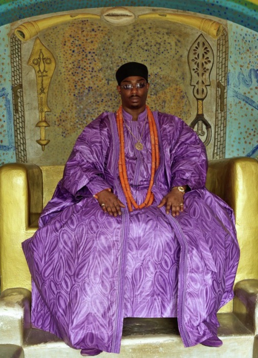 Его Королевское Величество Benjamin Ikenchuku Keagborekuzi I.