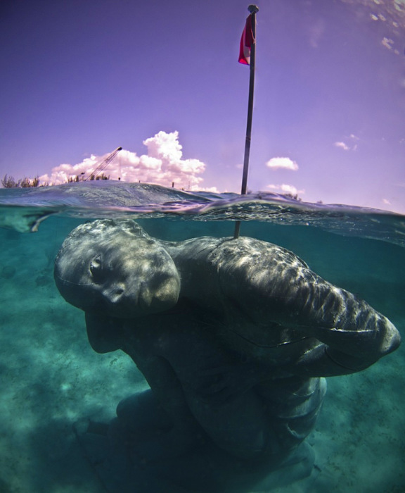 Ocean Atlas - подводная скульптура от Ocean Atlas.