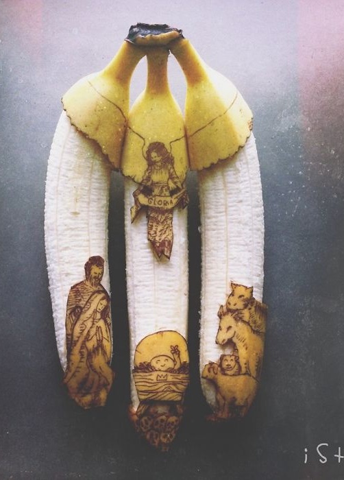 Использование банана вместо холста.