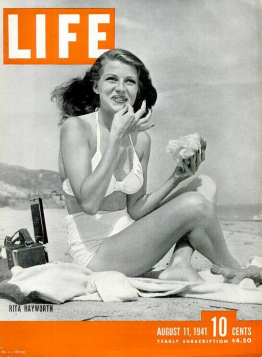 Обложка журнала «Life» с изображением Риты Хейворт. | Фото: pbs.twimg.com.