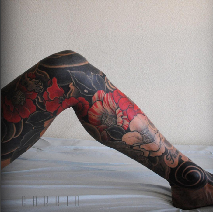Часть полной татуировки на все тело. Автор: Gakkin.