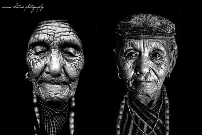 Пожилые женщины Индии.  Автор: Aman Chotani.