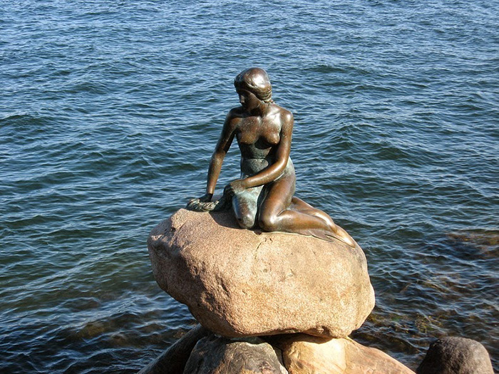 Статуя в Копенгагене.