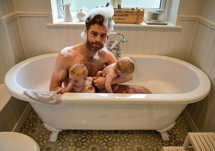 Ванные процедуры. Instagram father_of_daughters.