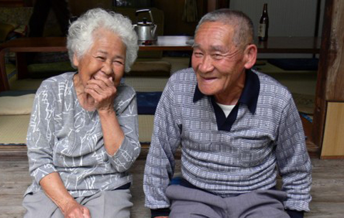Около 5 миллионов стариков в Японии живет в полном одиночестве.