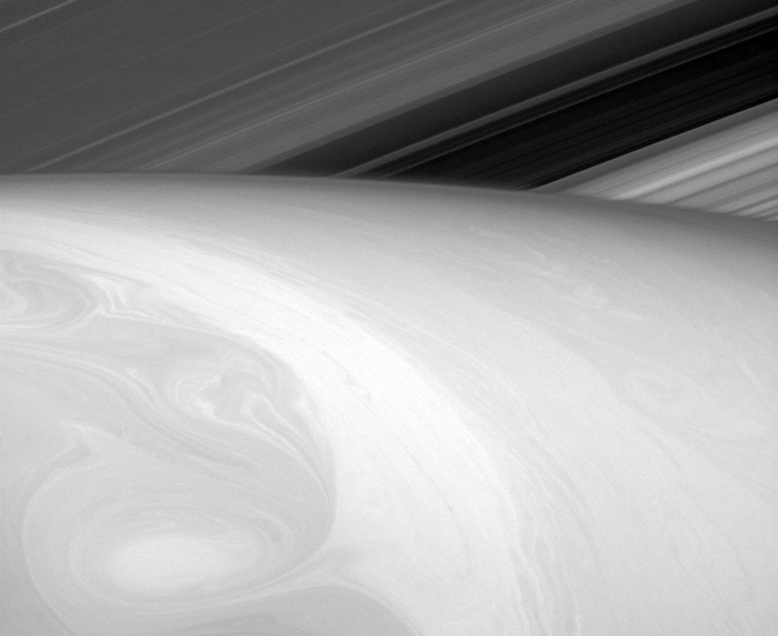 Поверхность Сатурна закрыта облаками. 23 августа 2014 г.