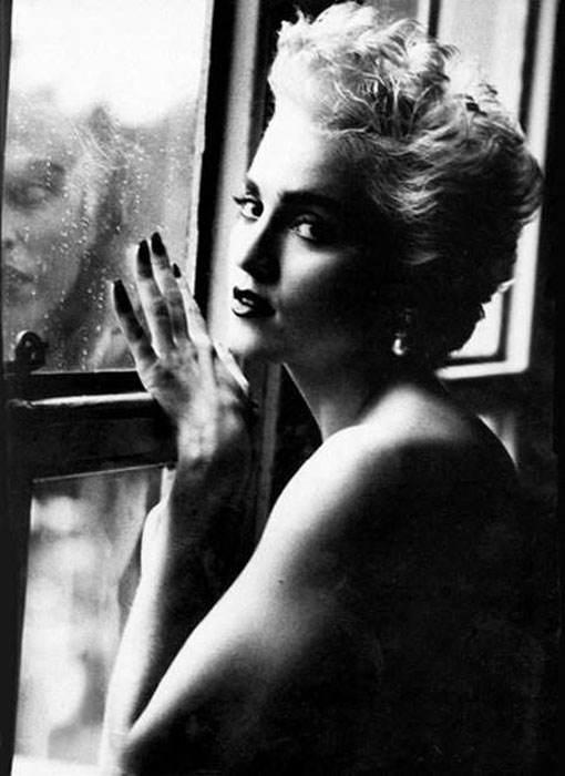 Мадонна.  Фото: Herb Ritts.