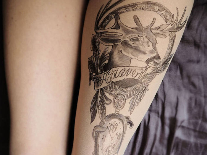 Татуировки на колготках от Сильваны Илиевой.