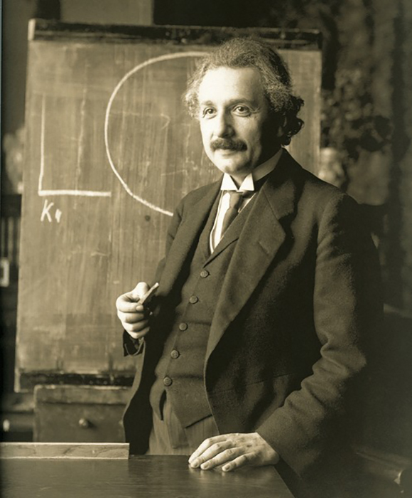 Затмение подтвердило теорию относительности Эйнштейна. / Фото: vokrugsveta.ru