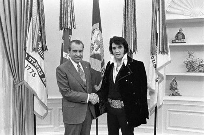 Элвис Пресли с президентом Никсоном.