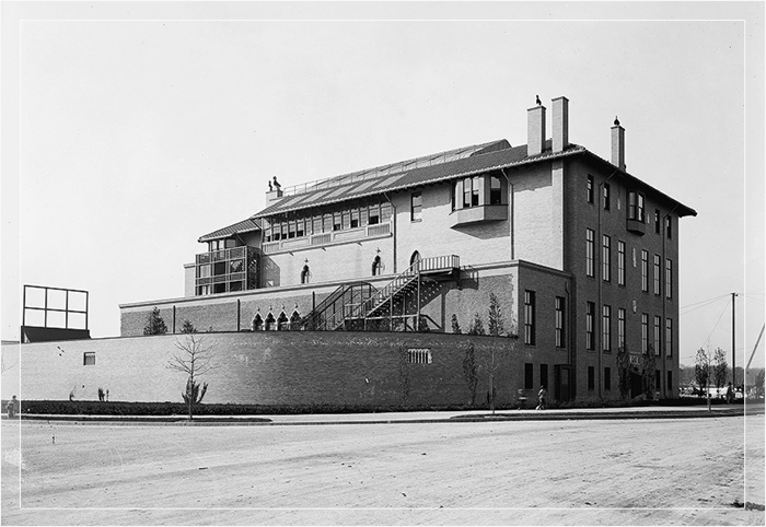 Музей Изабеллы Стюарт Гарднер, вид с Фенуэя в 1904 году.