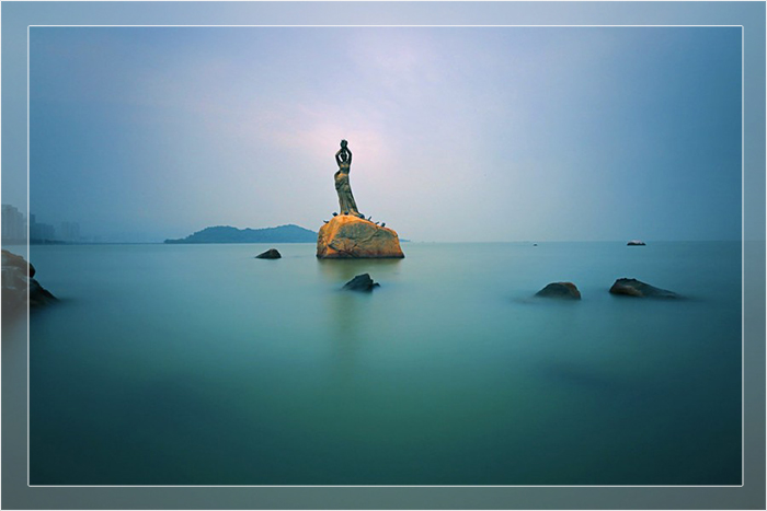 Город Чжухай и его местная достопримечательность - богиня, полюбившая простого рыбака.