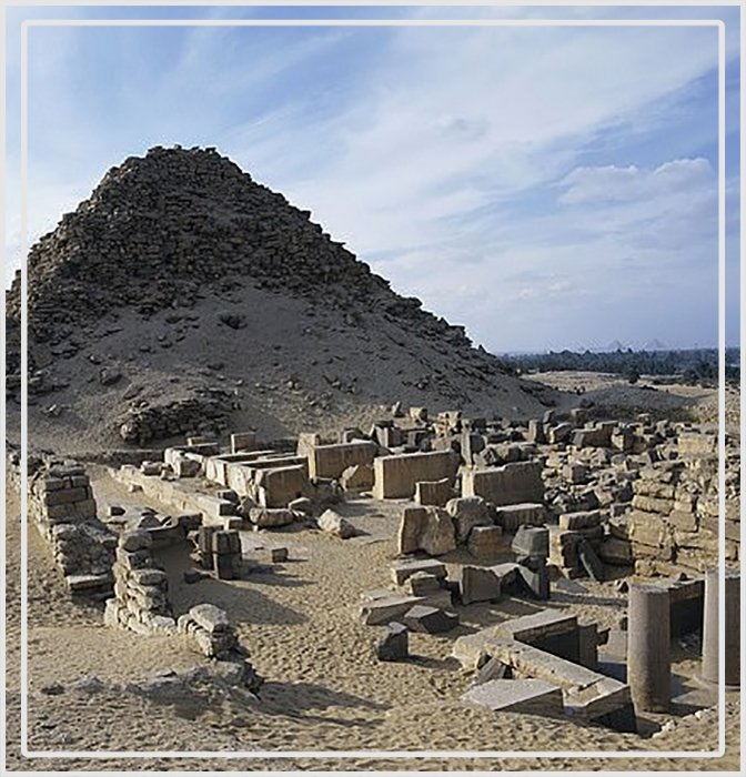 Пирамида Сахура.