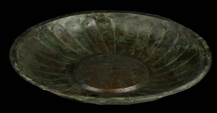 Большая рифлёная чаша, найденная в кладе Нерсборо. / Фото: ancient-origins.net