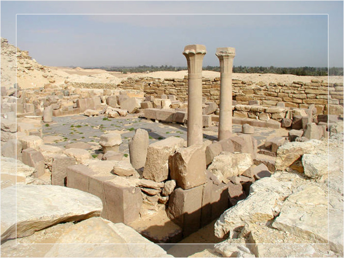 Археологи работали над раскопками храма фараона Ниусерра.