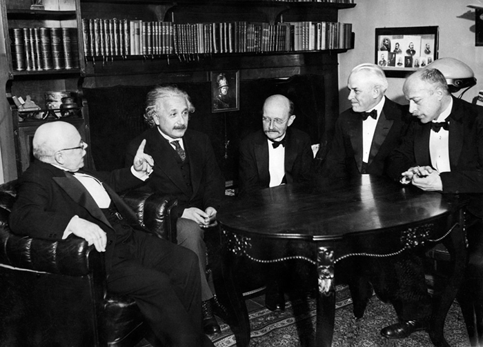 Альберт Эйнштейн был не одиноким гением. / Фото: trv-science.ru