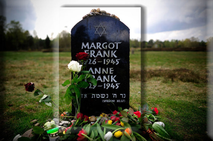 Надгробие на могиле Марго и Анны Франк. 