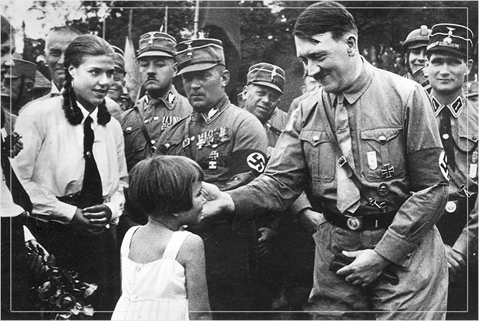 Адольф Гитлер был полон решимости очистить Германию.