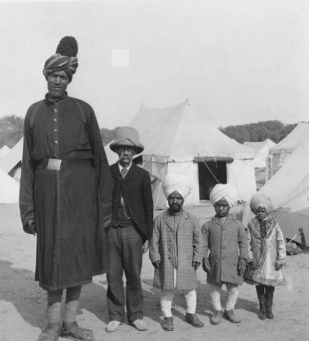 Гиганты Кашмира 29 декабря 1902 года. / Фото: thevintagenews.com
