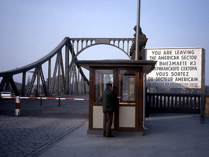 Фотография Глиникского моста, сделанная в 1987 году. / Фото: Flickr
