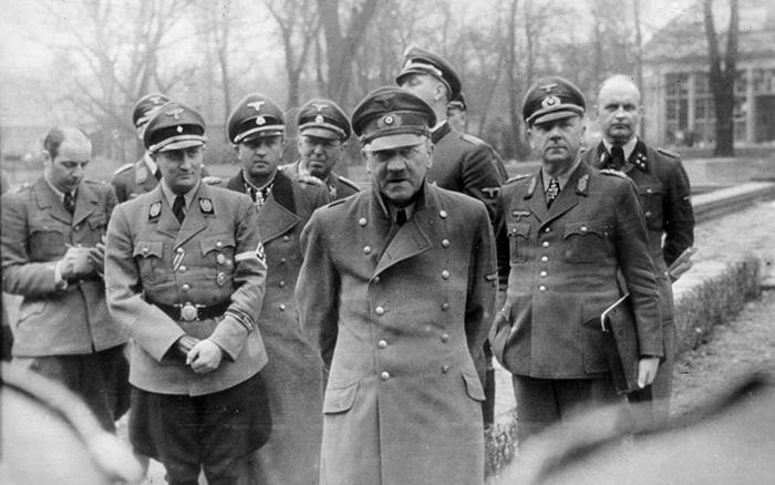 Гитлер приказал немедленно арестовать предателя. / Фото: telegraph.co.uk