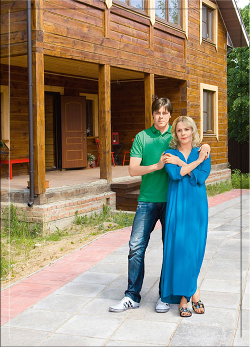 Анна Каменкова со своим взрослым сыном Сергеем, который стал юристом.