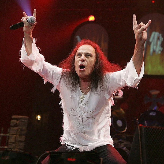 Ронни Джеймс Дио (Ronnie James Dio). / Фото: facts.museum