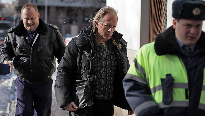Крис Кельми неоднократно нарушал правила и ездил на машине в нетрезвом состоянии. / Фото: navalny.com