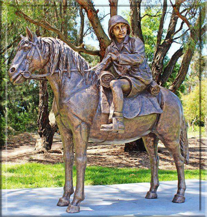 Статуя Ленни и Джинджер Мик в австралийском городе Леонгата.