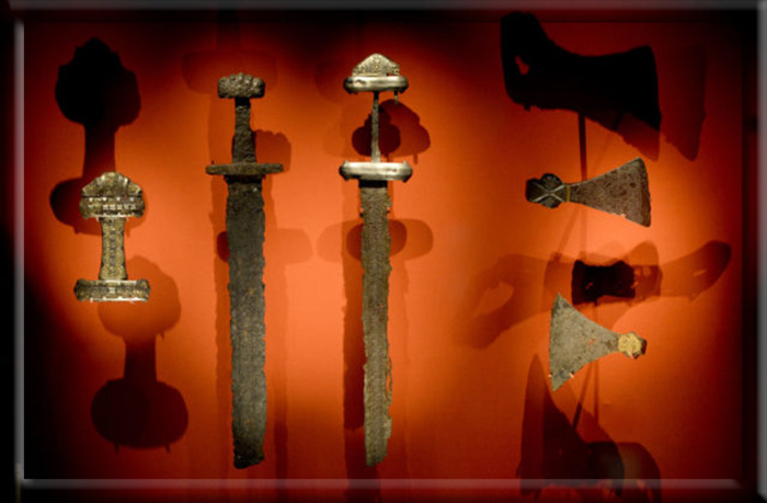 Образцы мечей викингов выставлены в Британском музее в Лондоне.