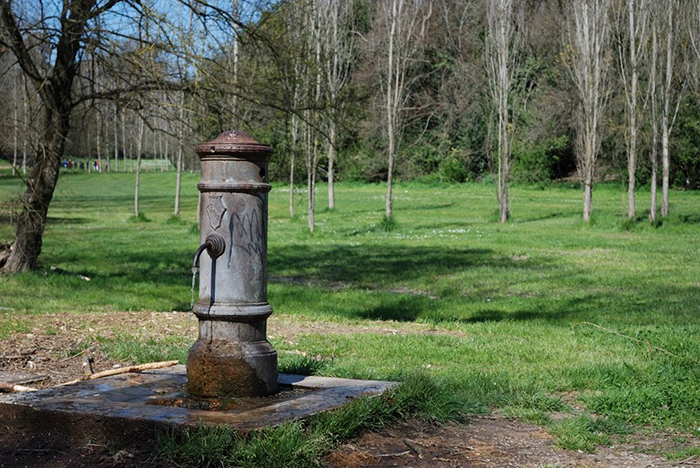 Питьевые фонтанчики насони - наследие Древнего Рима. / Фото: Flickr