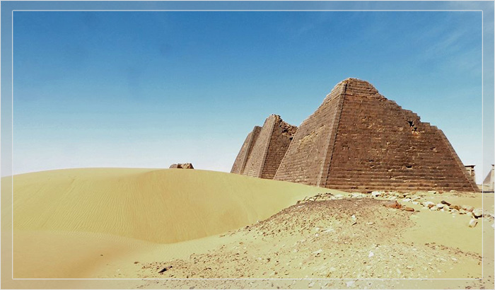 Пирамид в Судане больше 250.