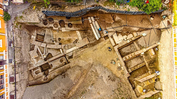 Вид с воздуха на место раскопок, где археологи нашли, по их мнению, руины театра императора Нерона. / Фото: Soprintendenza Speciale di Roma