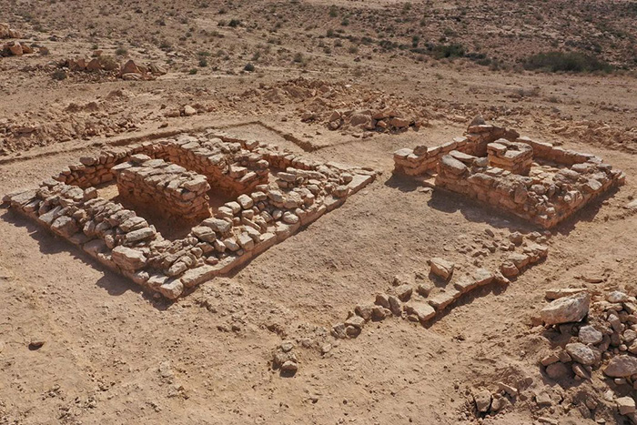Захоронение в израильской пустыне Негев. / Фото: Управление древностей Израиля