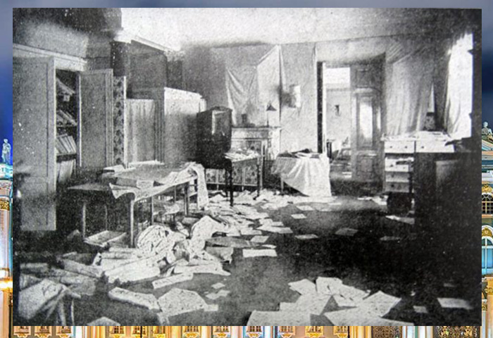 Комната великой княгини Татьяны, разграбленная во время русской революции, 1917 год.