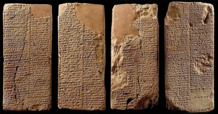 Глиняные таблички, на которых начертан список шумерских царей. / Фото: commons.wikimedia.org