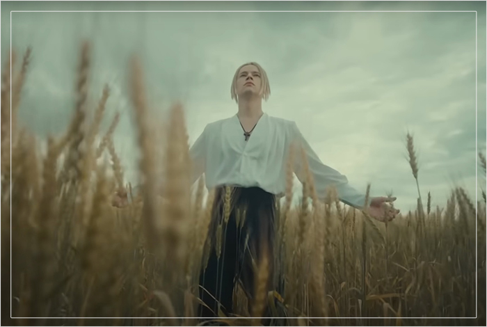 Фрагмент из клипа на песню «Я — русский».