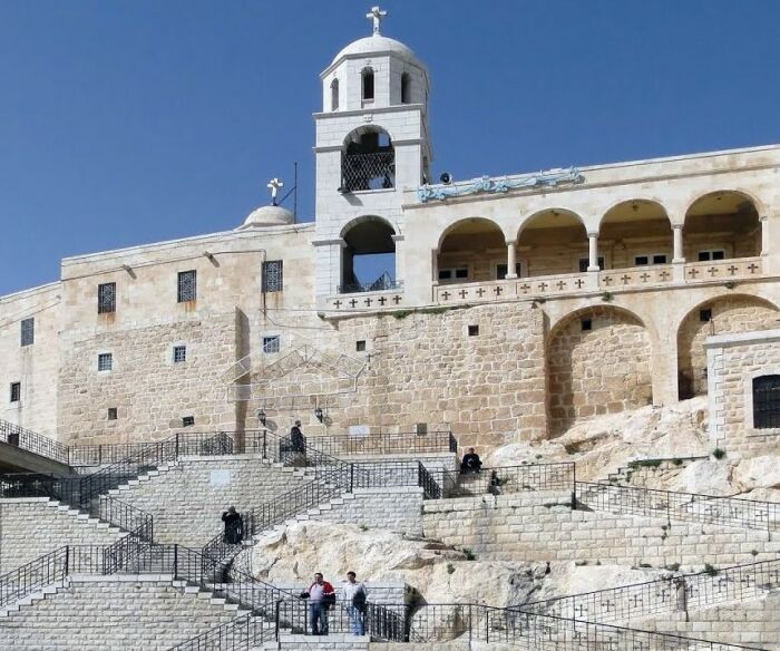 Традиционно считается, что Сайданайский монастырь, расположенный в современной Сирии, был основан Юстинианом. \ Фото: bing.com.