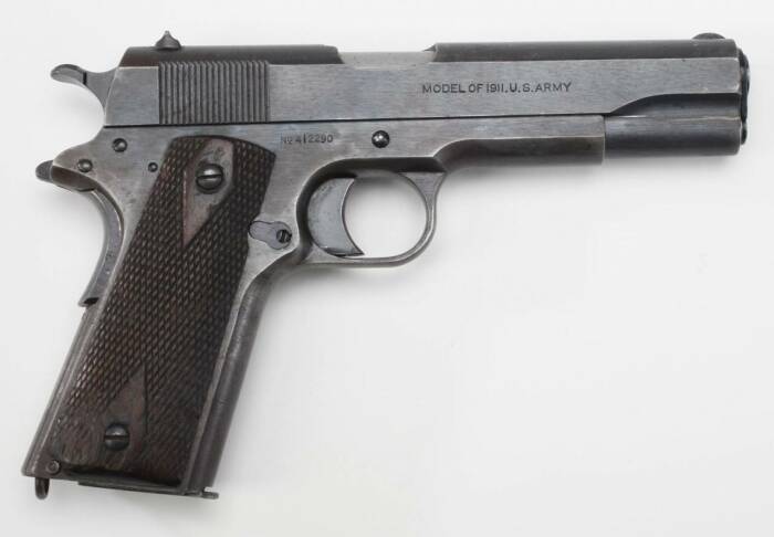 Пистолет Кольт Модель 1911 года. \ Фото: twitter.com.
