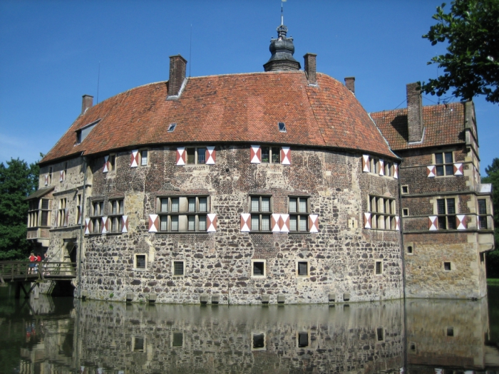 Замок Vischering, Германия.