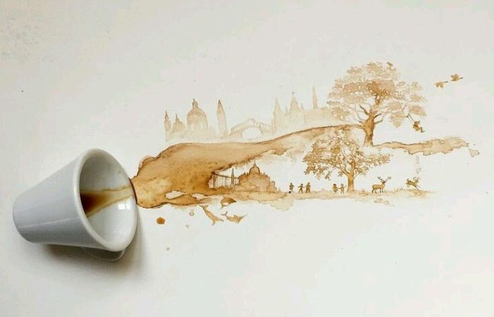 Кофейные рисунки. Автор: Giulia Bernardelli.