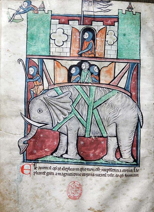 Боевой слон и крепость. \ Фото: chetyarbrough.blog.