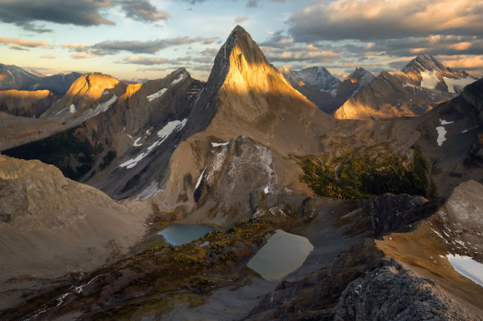 Гора Бердвуд, Провинциальный парк Spray Valley, Канада. Автор: Jack Bolshaw и Marta Kulesza.
