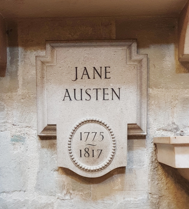 Мемориал Джейн Остин на стене Уголка поэтов в Вестминстерском аббатстве, Лондон. \ Фото: en.wikipedia.org.