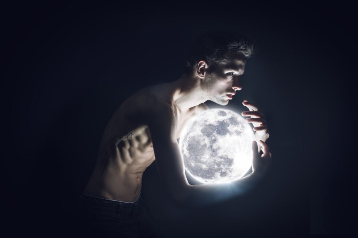 Лунный хранитель. Автор: Marije Dijkema.